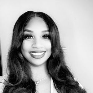 Meet your Posher, Alicia